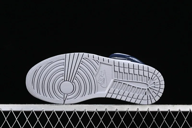 All categories Air Jordan Jordan series basketball shoes Air Jordan 1 Mid Air Jordan 1 Mid AJ1 Joe 1 gray blue Zhongbang basketball shoes DQ8426-104